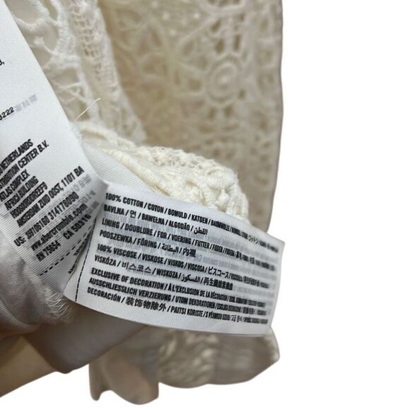 Hollister Halter Neck Knee Length Dress - Picture 9 of 10